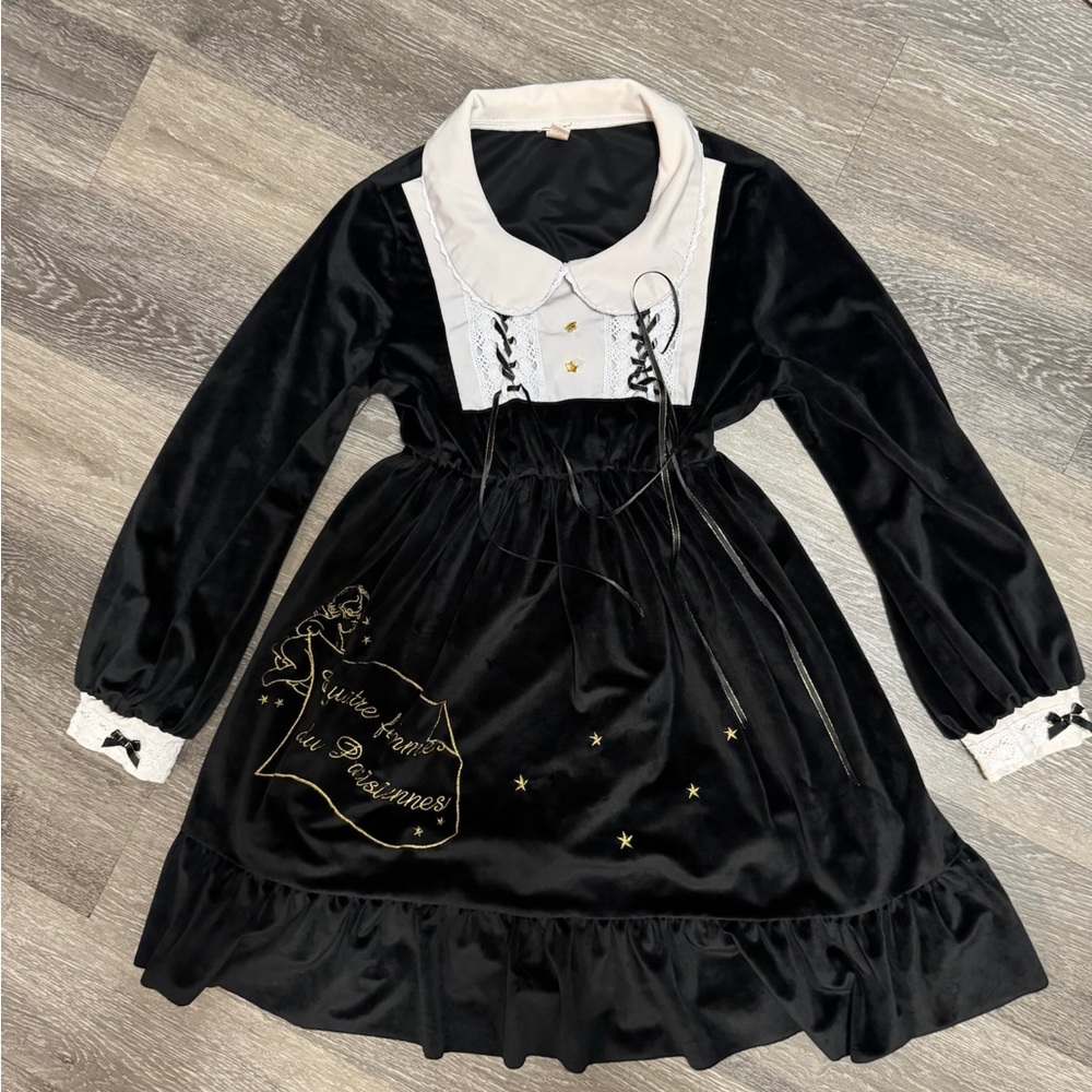 Black Velvet Lace Up Dress‎ L Embroidered Angel Gothic Lolita